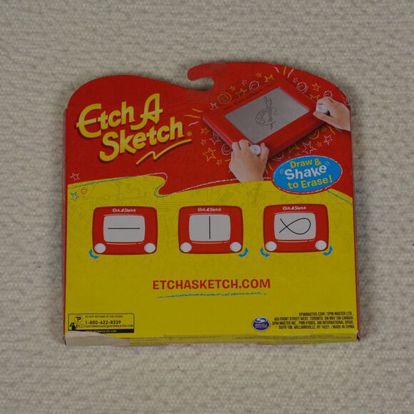 Etch A Sketch Magic Screen Unisex Kids Classic Drawing Toy 3+ Retired - Picture 2 of 10